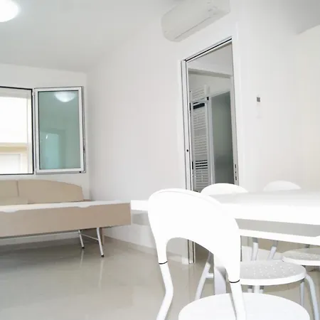 Holiday home Acquamarina